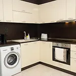 Golden Sands 1bd By Flat Mаnager *