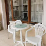דירה Golden Sands 1bd By Flat Mаnager וארנה