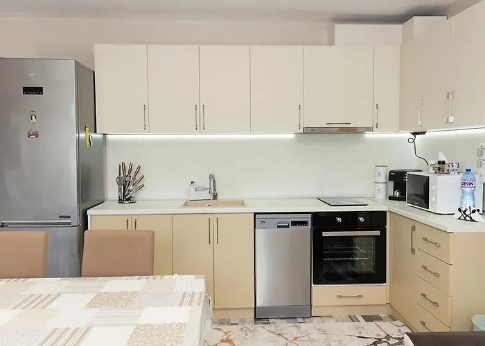 Daire Golden Sands 1bd By Flat Mаnager